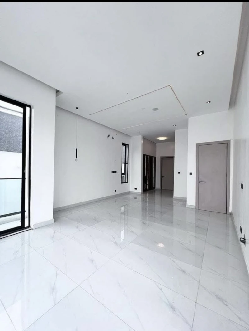 Duplex for Sale in Ikota, Lagos - Image 6