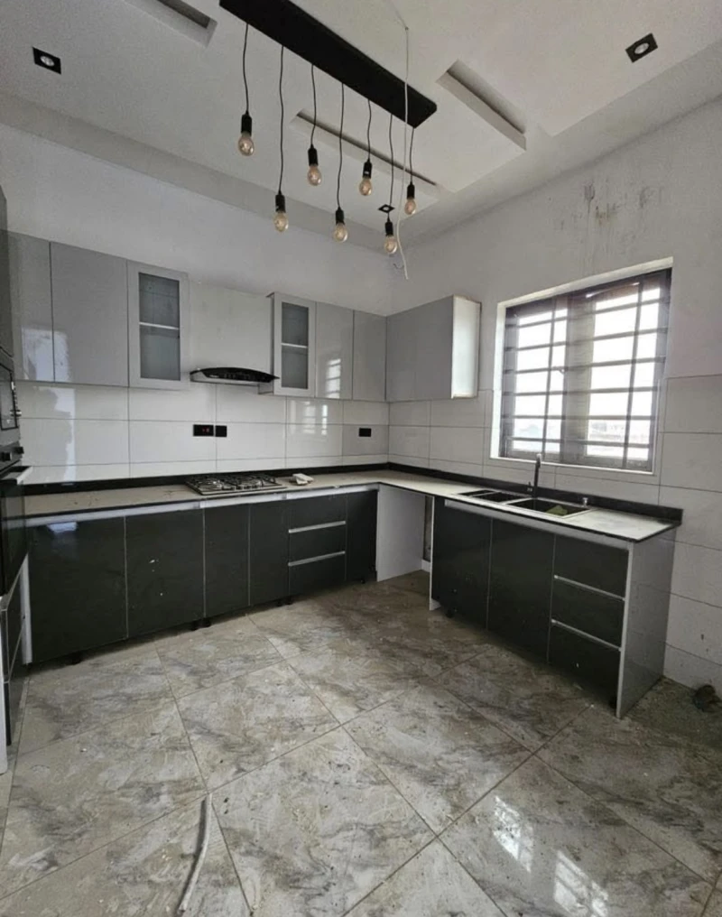 2 Bedroom Flat for Sale in Ikate, lekki, Lagos - Image 2