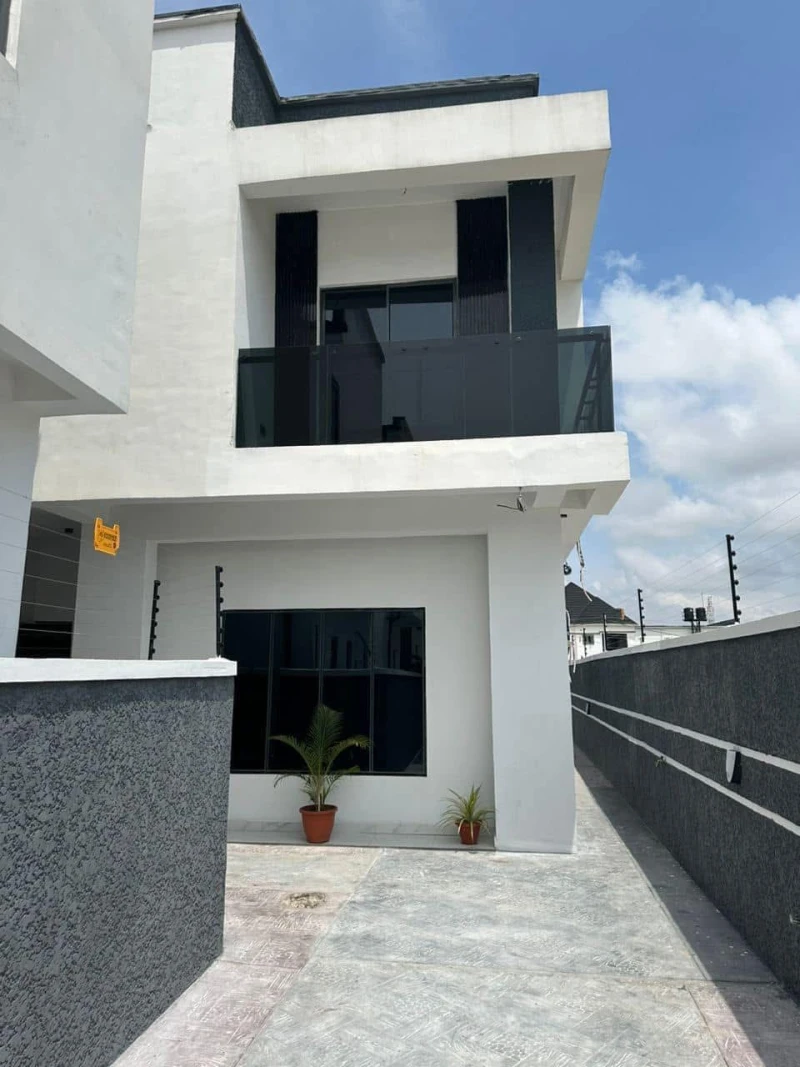 Duplex for Sale in Gwarinpa Estate, FCT - Image 1
