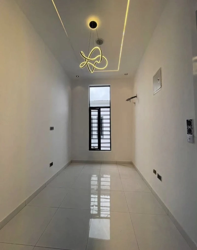 Duplex for Sale in IKOTA LEKKI, Lagos - Image 6