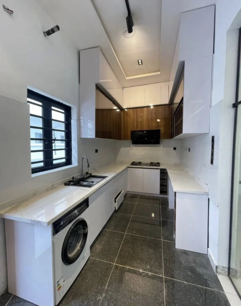 Duplex for Sale in IKOTA LEKKI, Lagos - Image 4