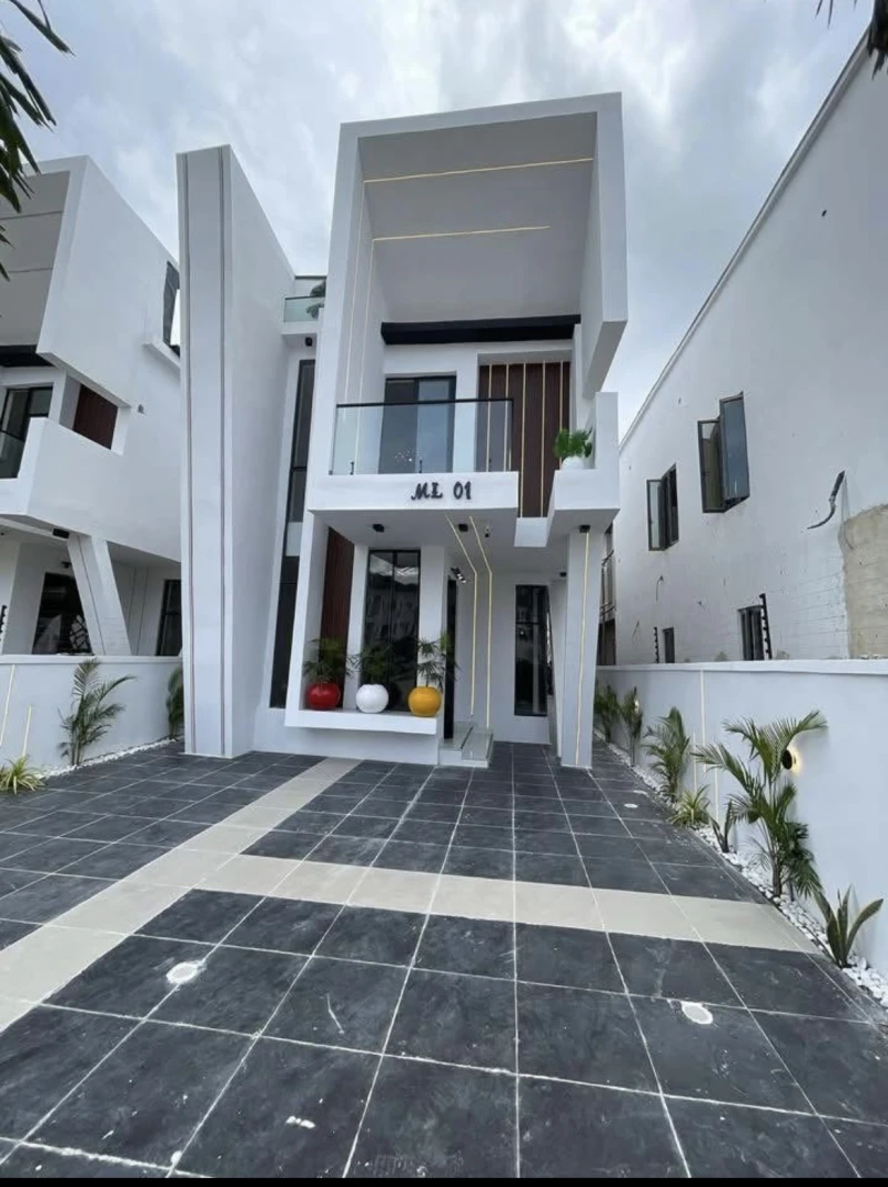Duplex for Sale in Lekki phase 1, Lagos