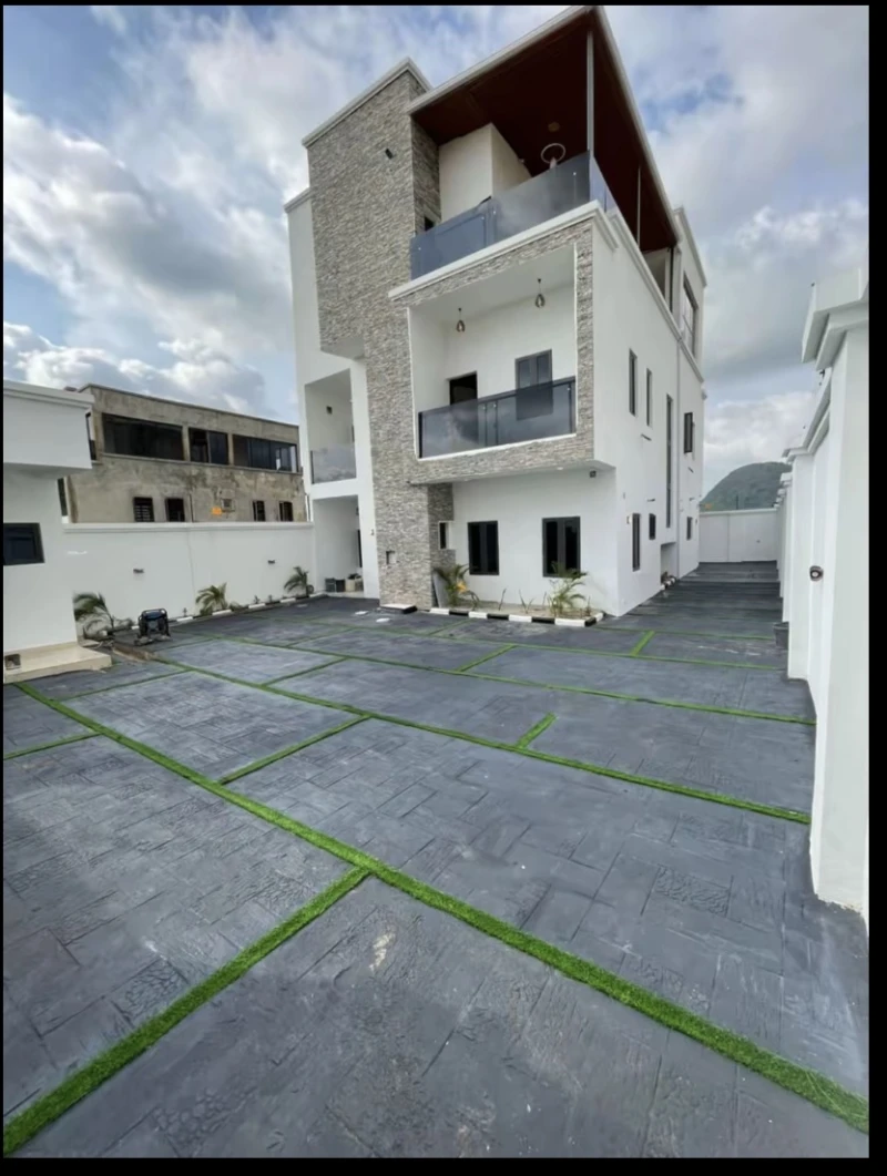 Duplex for Sale in Royal Garden Estate, Ajah, Lagos