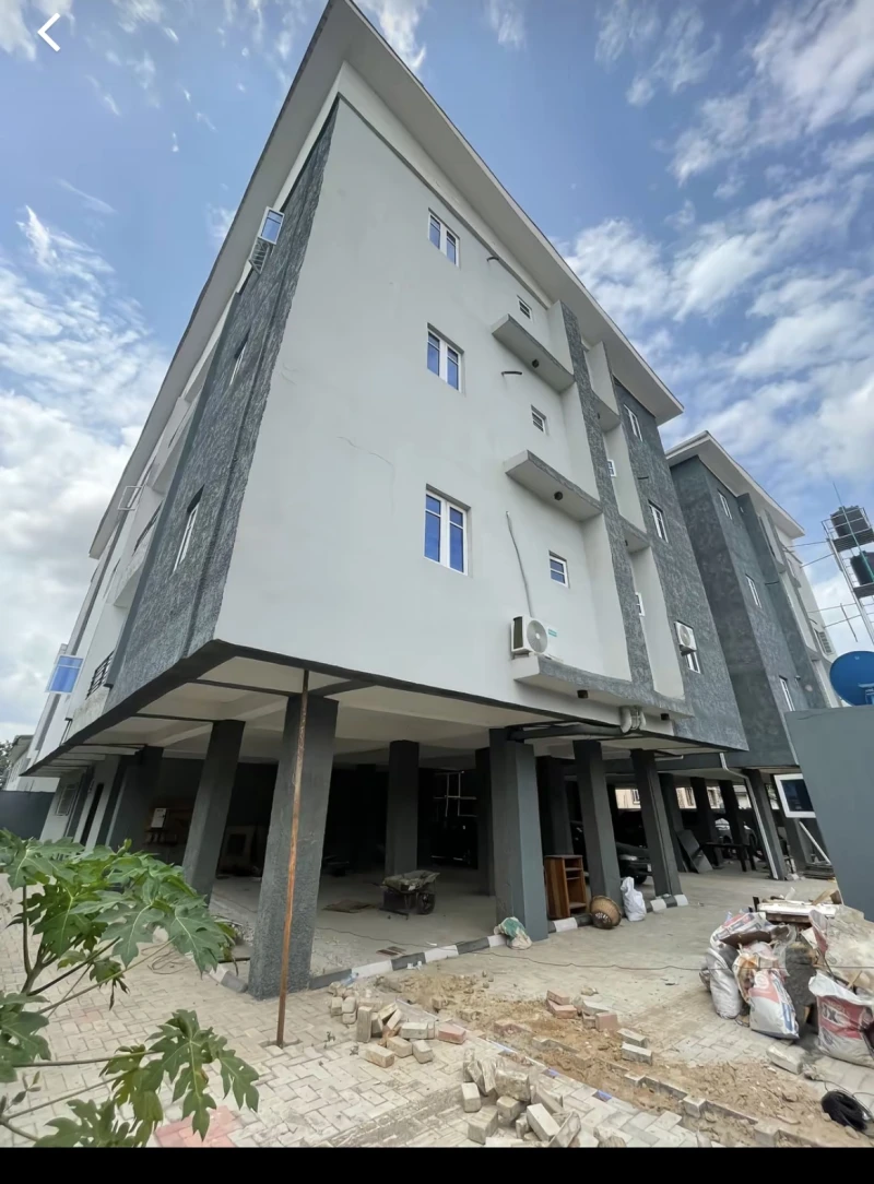 3 Bedroom Flat for Sale in Obanikoro, Lagos