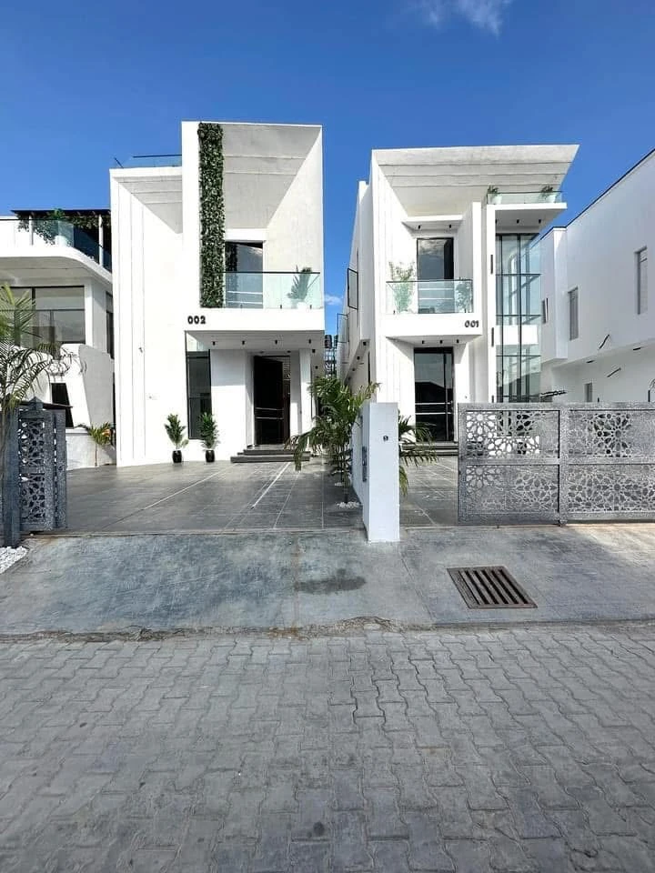 Duplex for Sale in Ajah, Lekki, Lagos cover picture