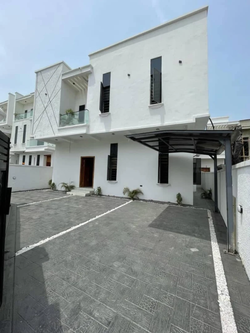 Duplex for Sale in Agungi, Lekki, Lagos cover picture