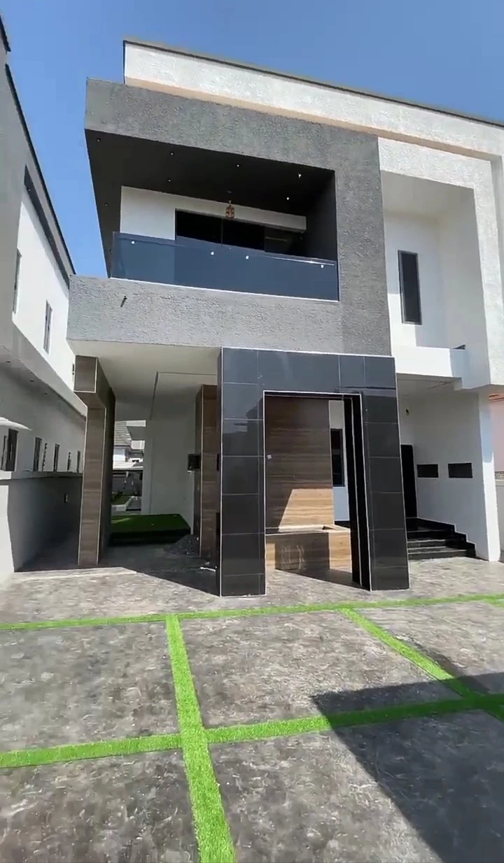 Duplex for Sale in WTC Estate, Enugu