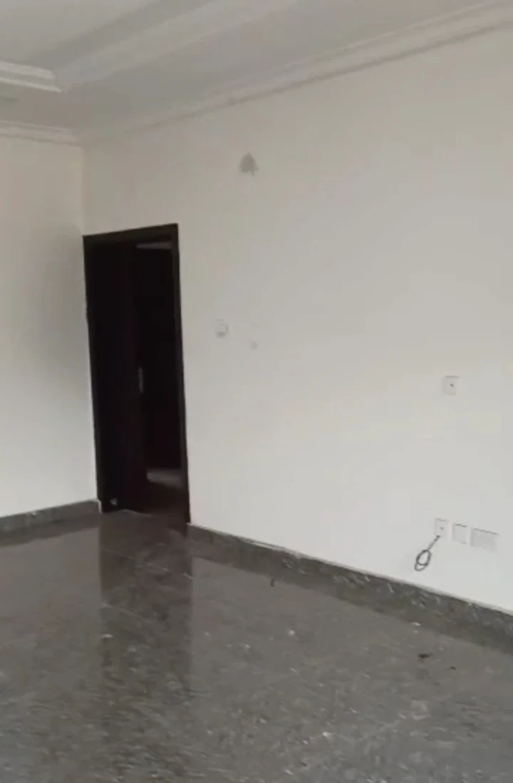 3 Bedroom Flat for Rent in First Ugbor GRA Benin, Edo - Image 1