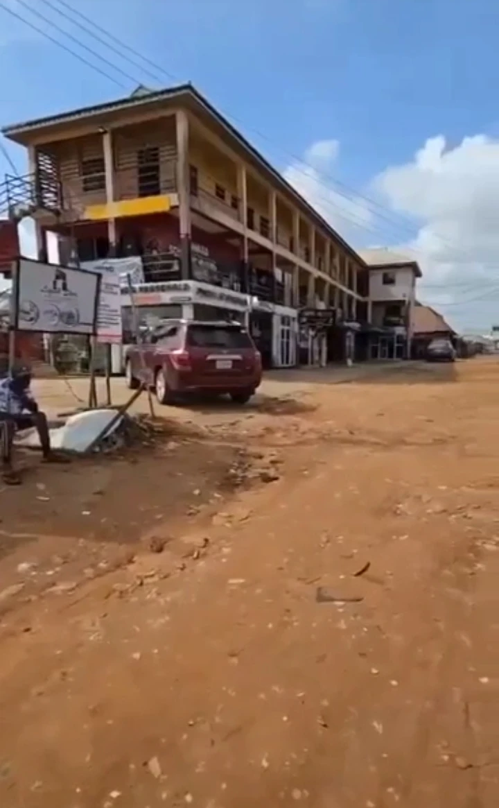 Plaza for Sale in Along country home road, Edo - Image 1