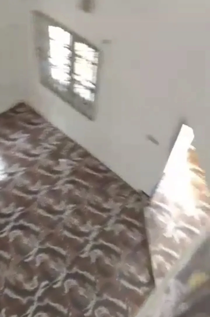 2 Bedroom Flat for Rent in MTN Mast, Edo - Image 1
