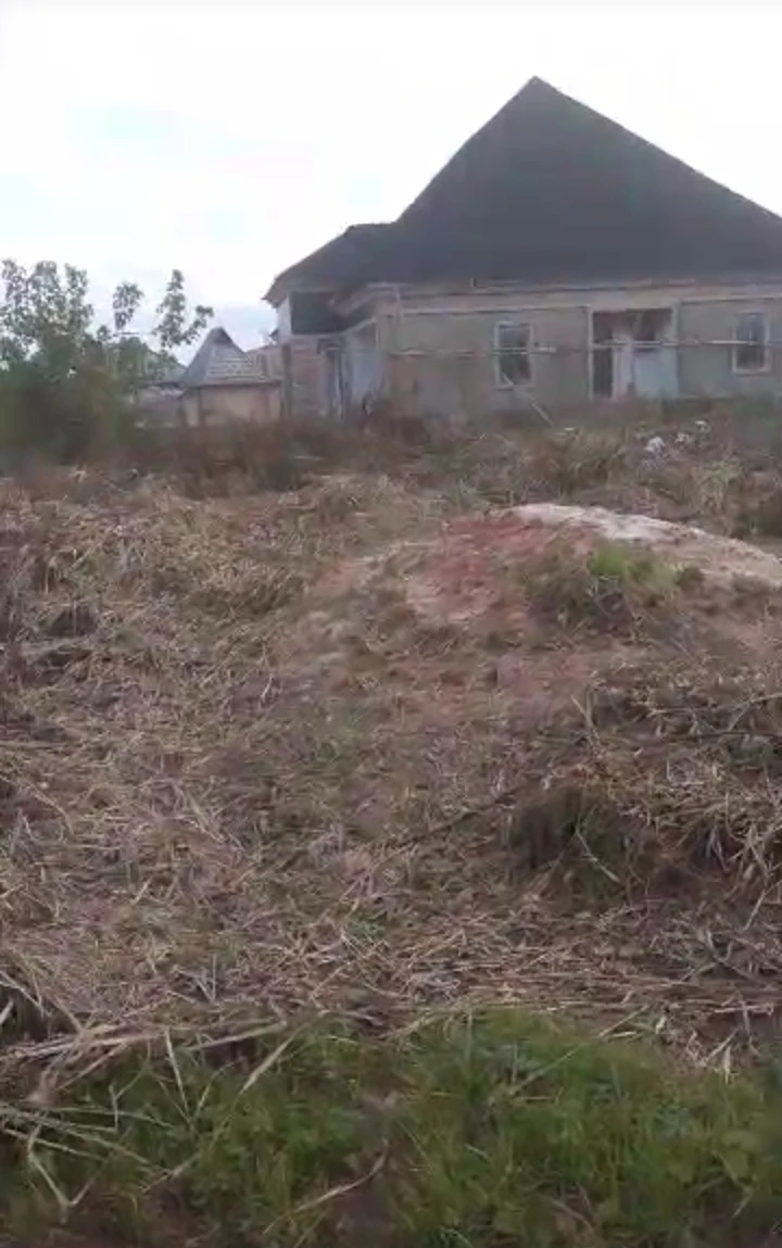 Land for Sale in Ulemo through Keke park, Edo - Image 1