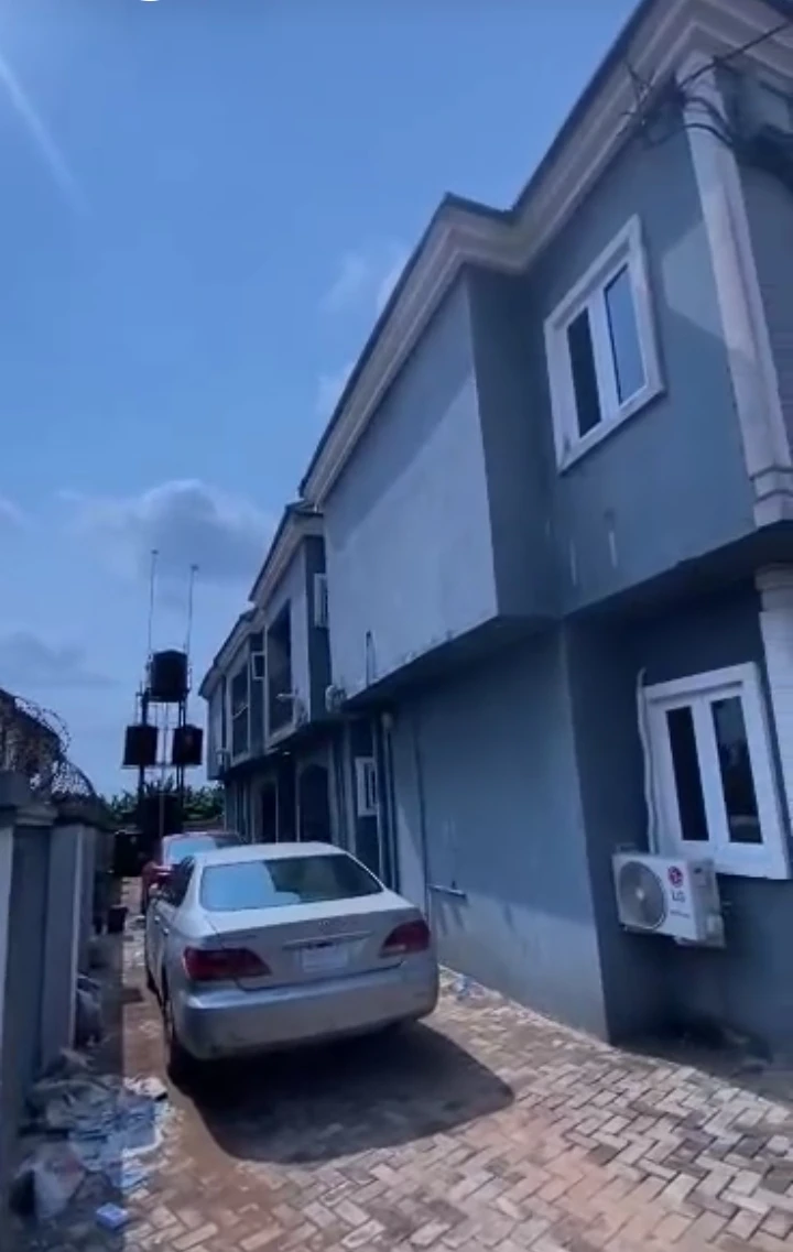 3 Bedroom Flat for Sale in Ugbor Central, Edo - Image 1
