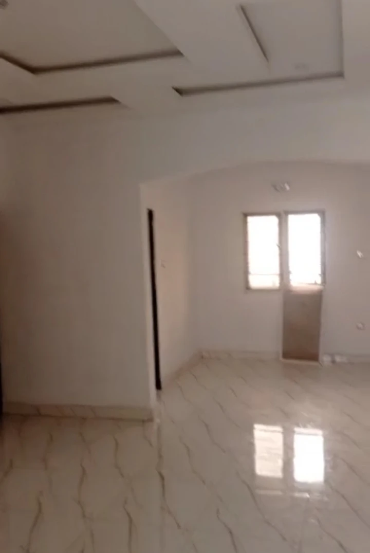3 Bedroom Flat for Sale in Arougba community, Edo - Image 1