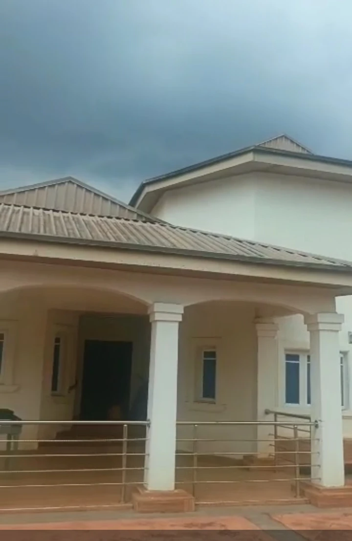 Duplex for Lease in First Ugbor, Edo - Image 1