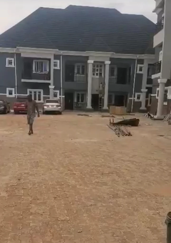 Estate for Sale in Oko central, Edo - Image 1