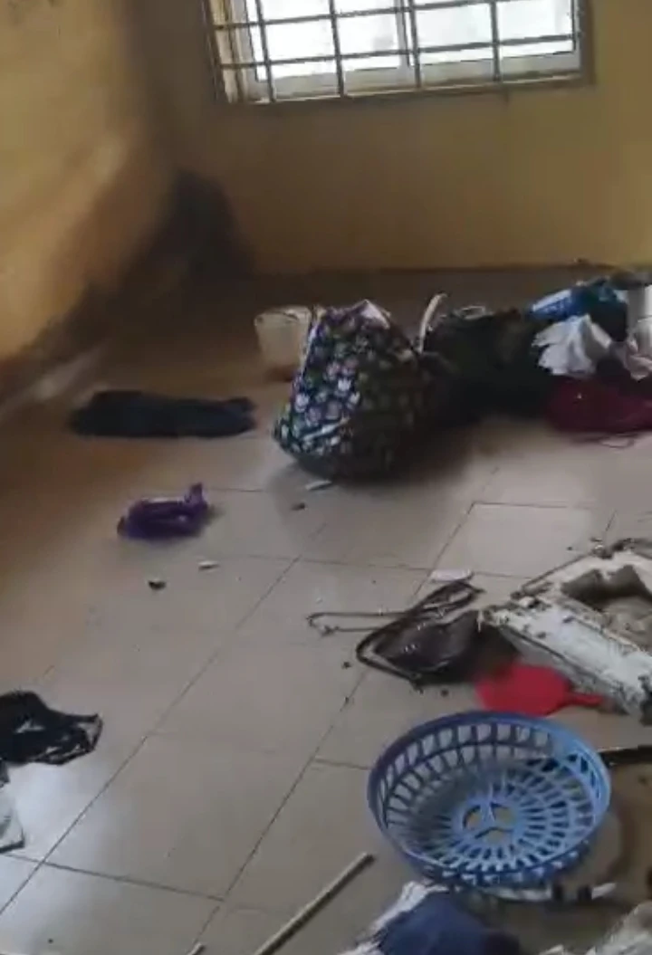 1 Bedroom Flat for Rent in Boundary road GRA, Edo - Image 1