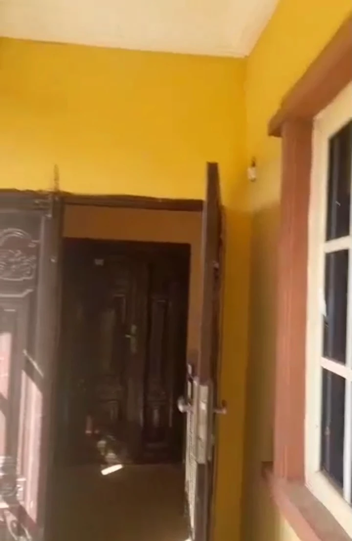 3 Bedroom Flat for Rent in Irhirhi off airport road, Edo - Image 1