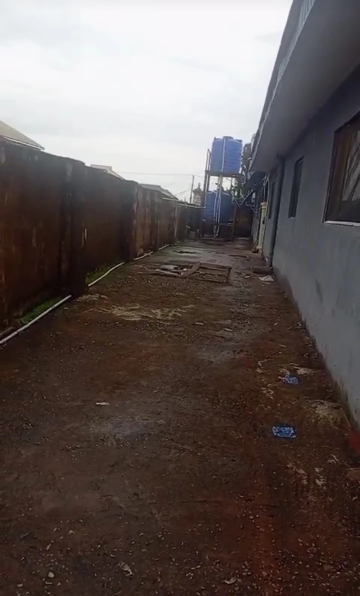 4 Bedroom Flat for Sale in Ewkukwu/Obe, Edo - Image 1