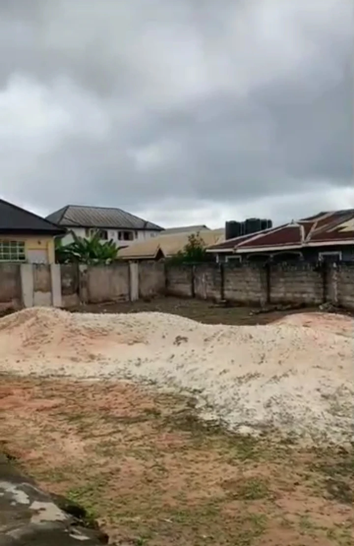 Bungalow for Sale in Pz, Edo - Image 1