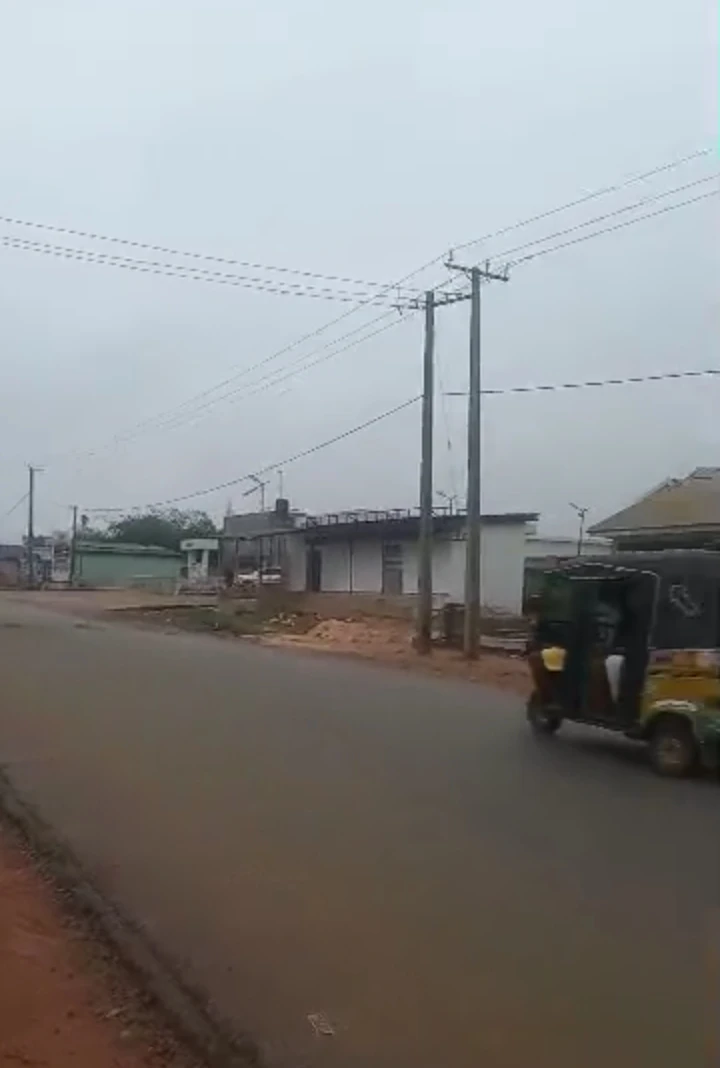 Land for Sale in Okhoromi community, Edo - Image 1