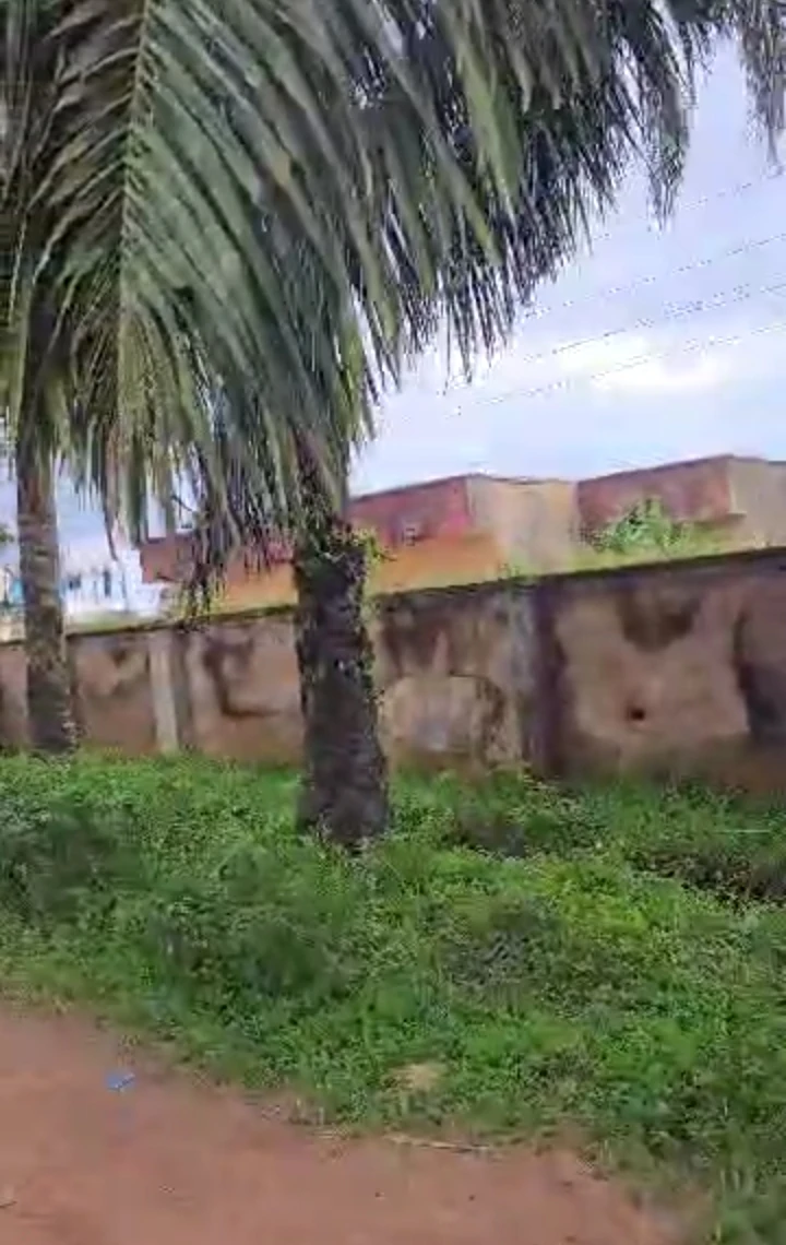 Land for Sale in Etete GRA, Edo - Image 1