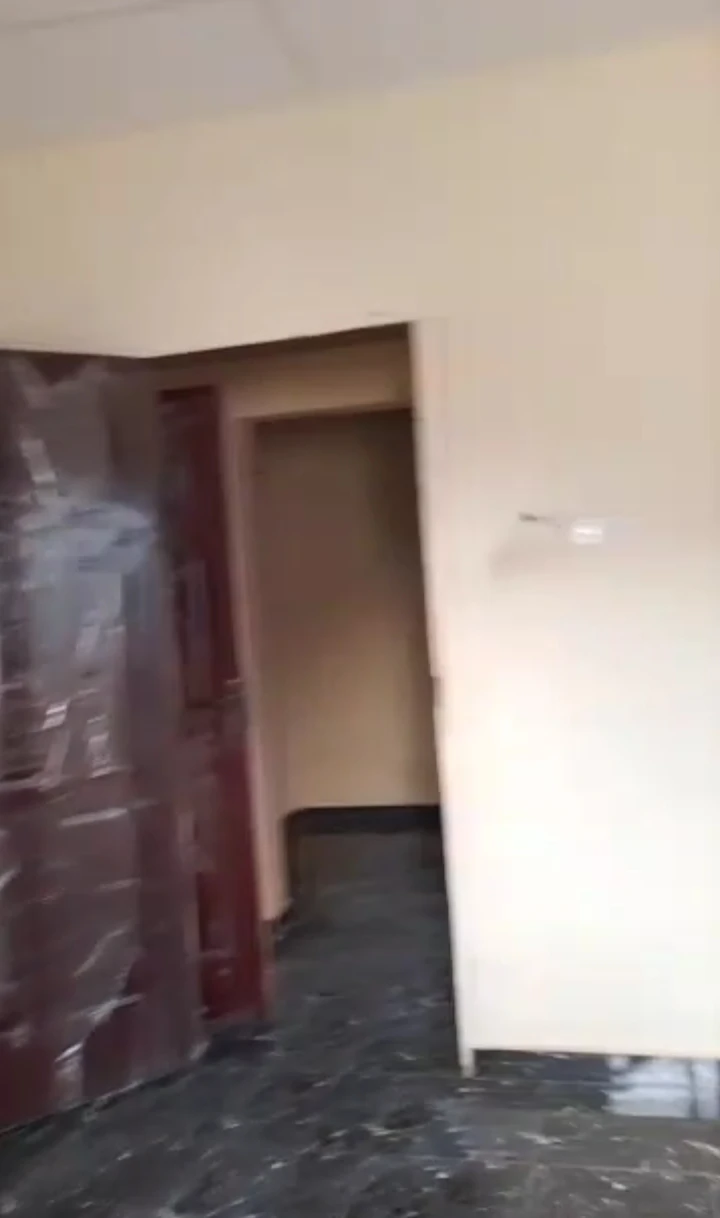 1 Bedroom Flat for Rent in MTN Mast, Edo - Image 1
