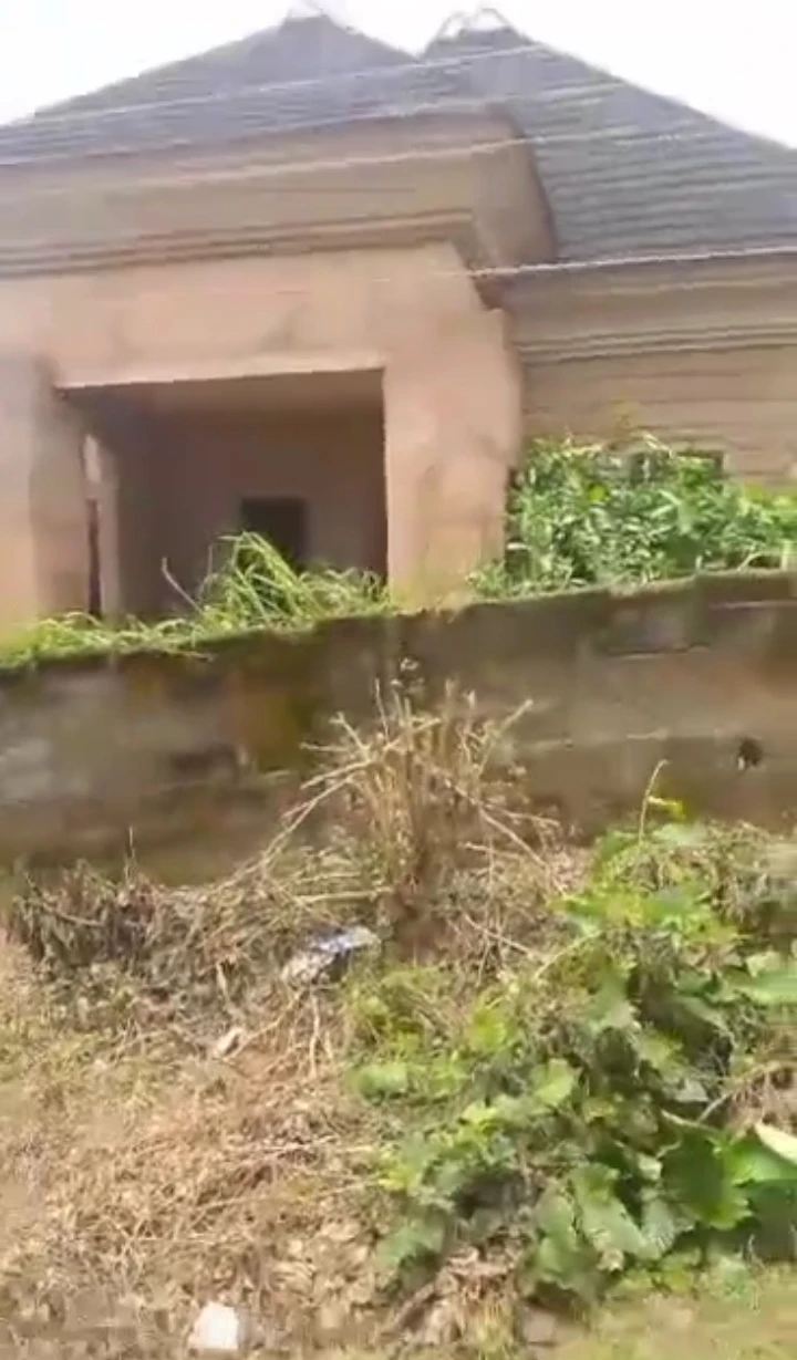 Bungalow for Sale in Ugbor Central, Edo - Image 1