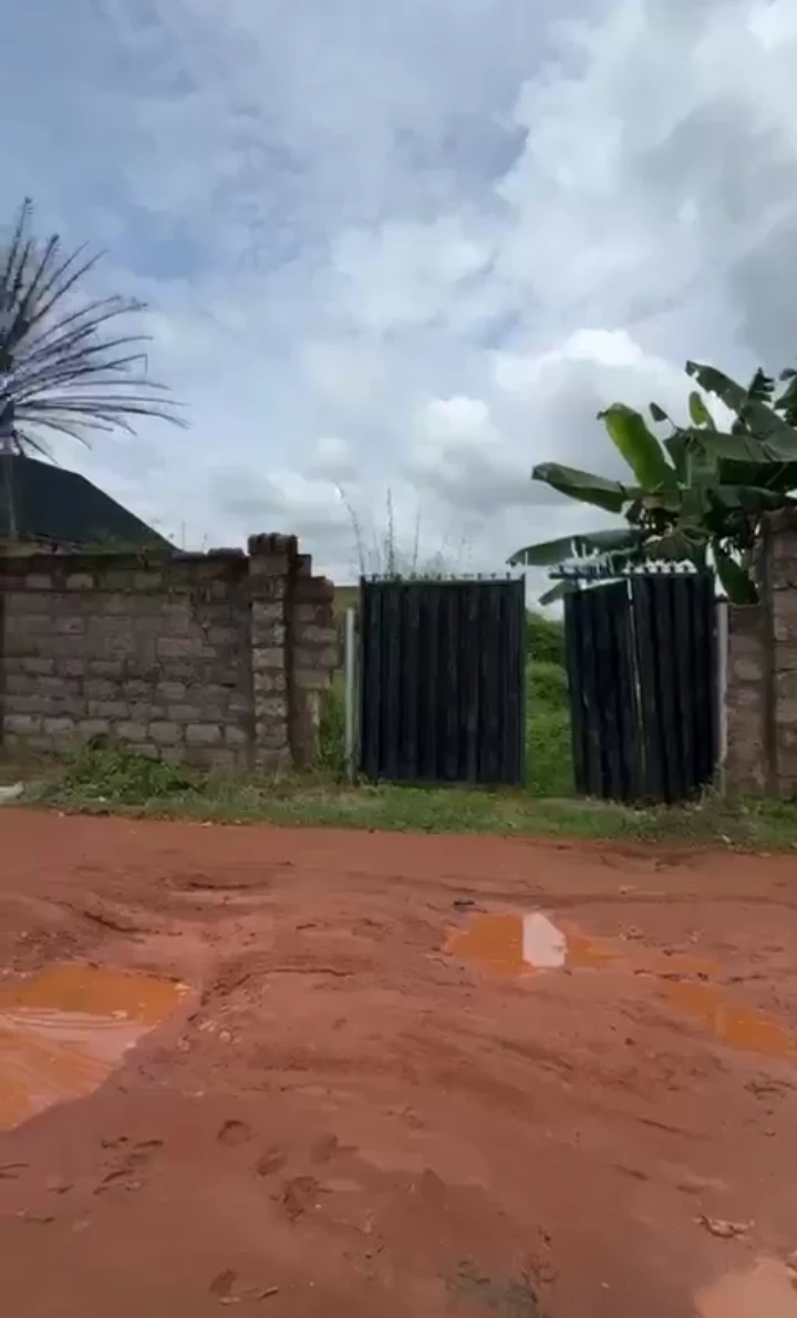Land for Sale in Estate Gate off Airport Road, Edo - Image 1