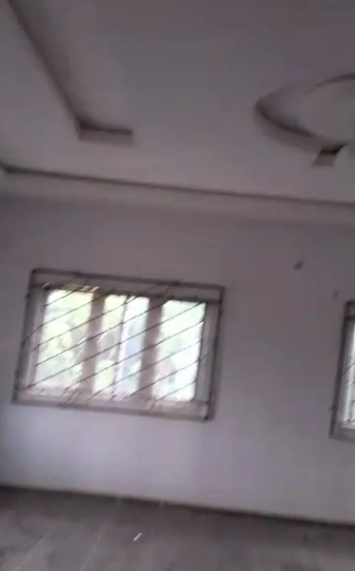 3 Bedroom Flat for Rent in Amagba, Edo - Image 1