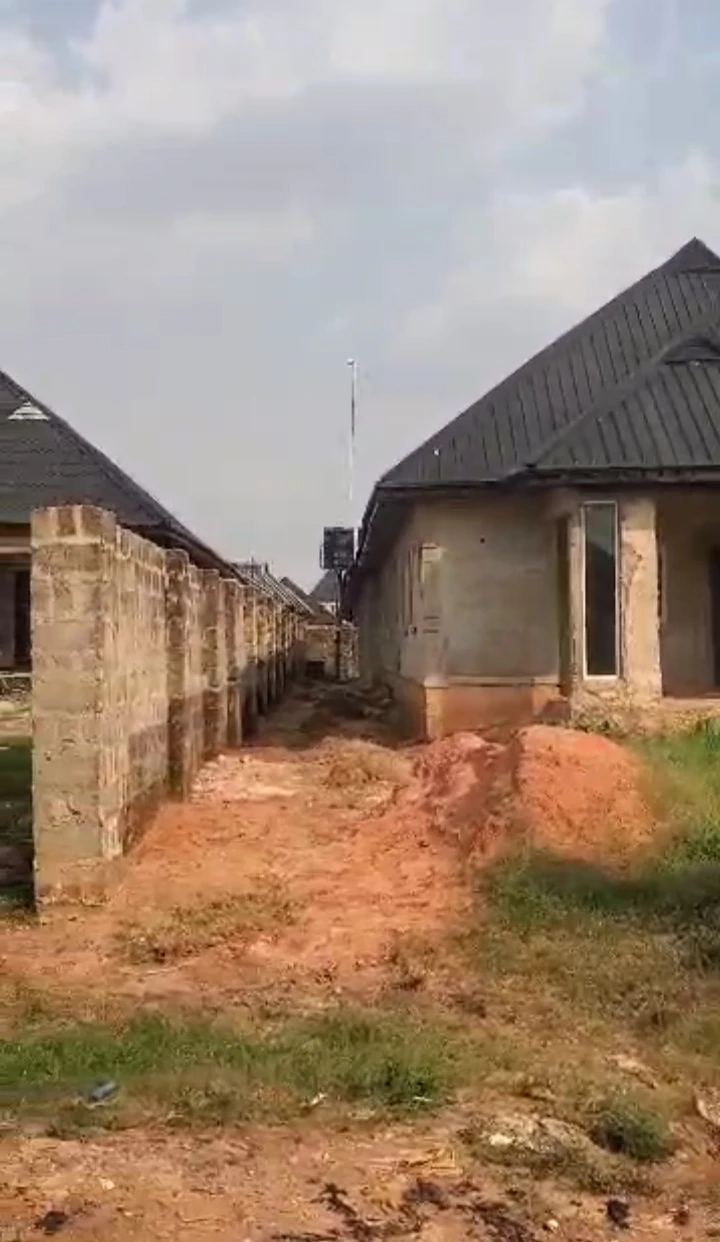 Uncompleted Building for Sale in Evbuodia community, Edo - Image 1