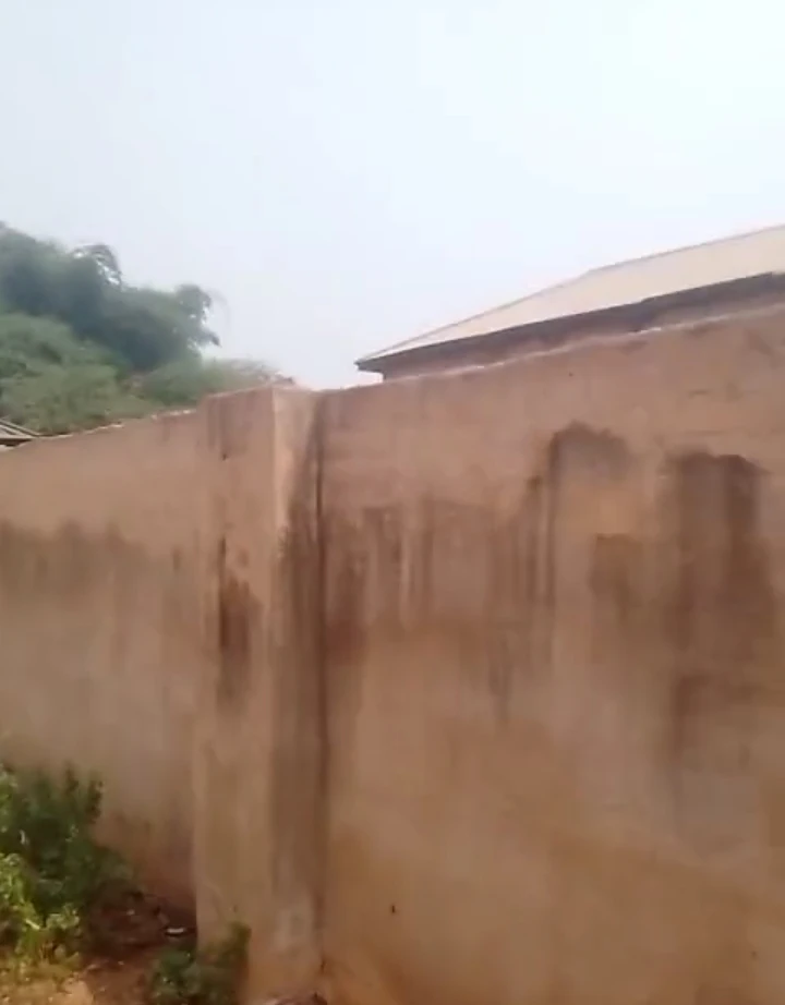 Uncompleted Building for Sale in Victorious kitchen, Edo - Image 2