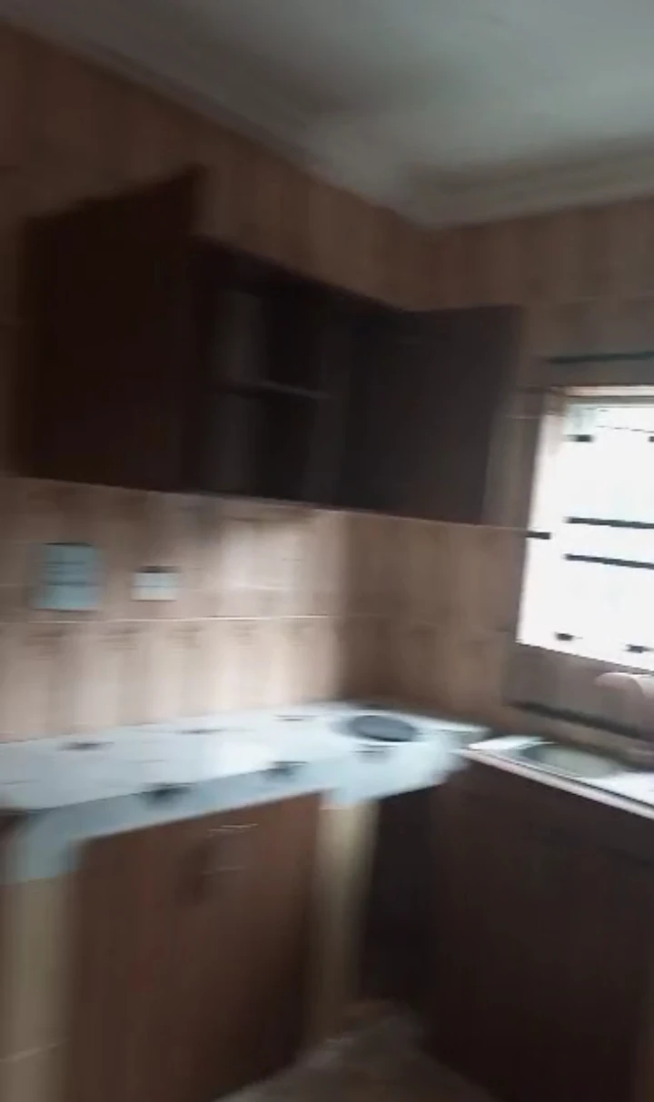 3 Bedroom Flat for Rent in Ugbor, Edo - Image 2
