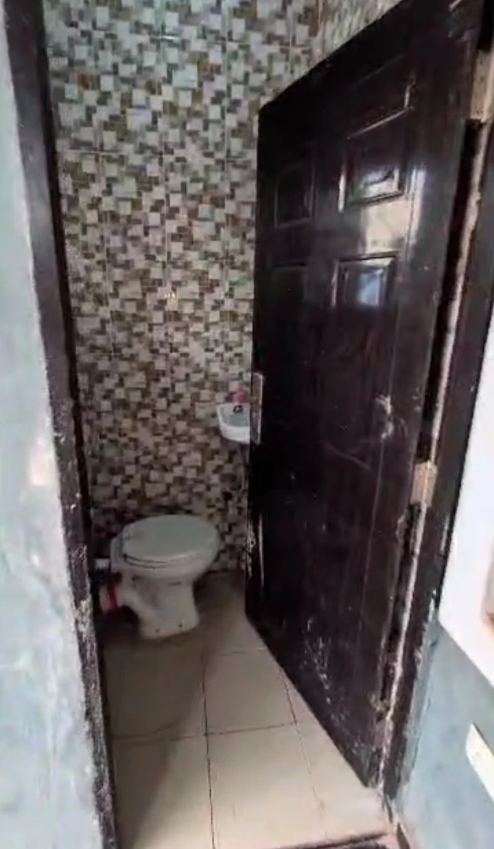 1 Bedroom Flat for Rent in Okhun, Edo - Image 2