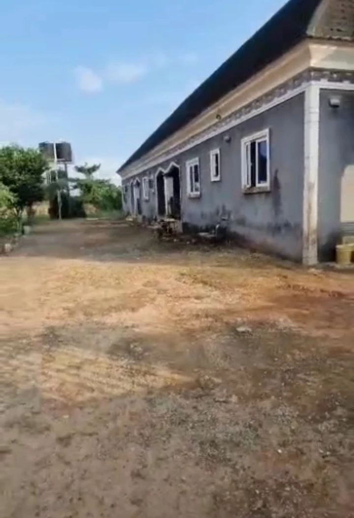 Bungalow for Sale in Uholor, Edo - Image 1