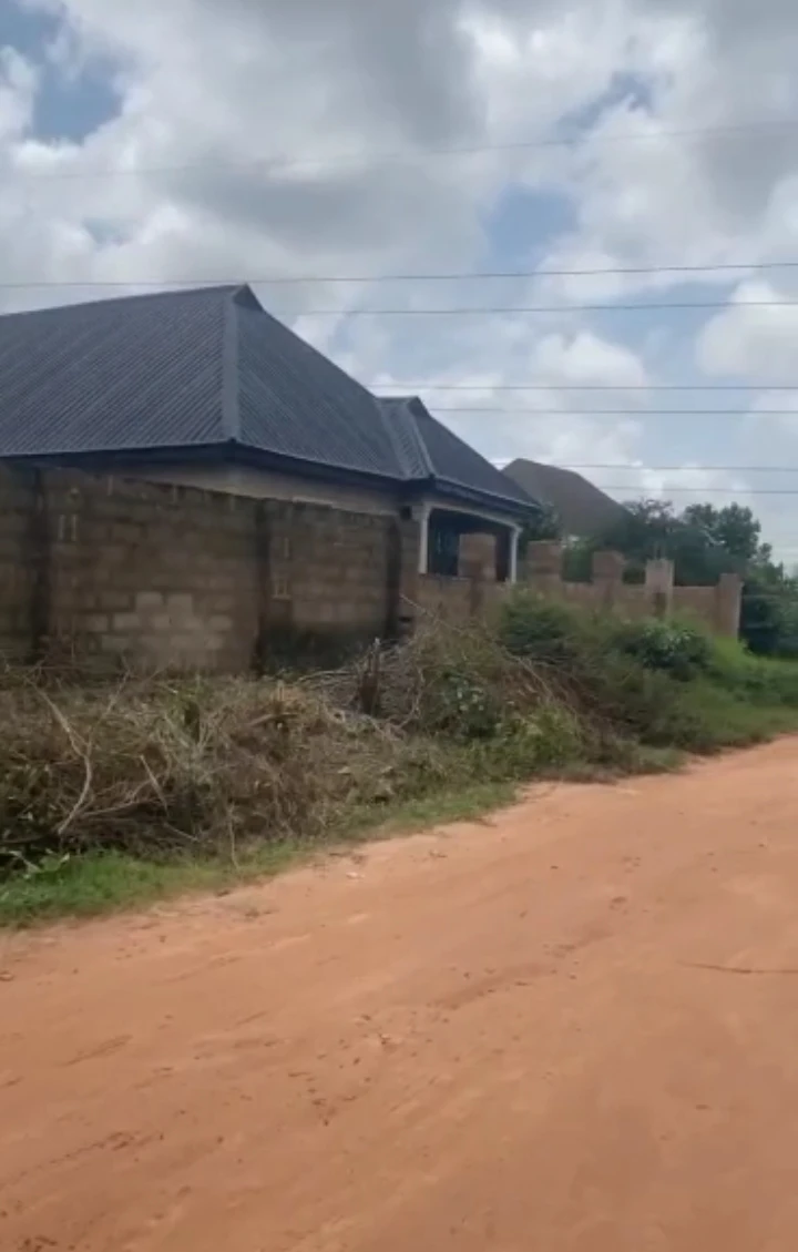 Land for Sale in Obe, Edo - Image 2