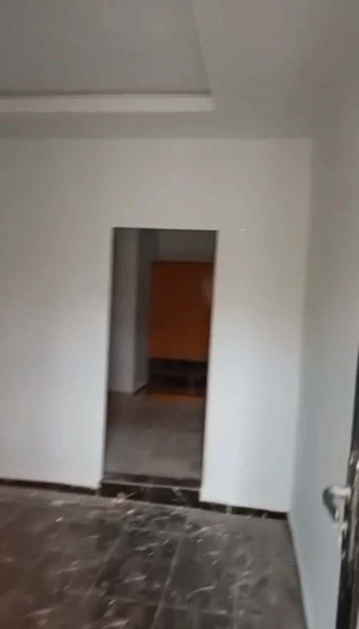 1 Bedroom Flat for Rent in peanut, Edo - Image 2