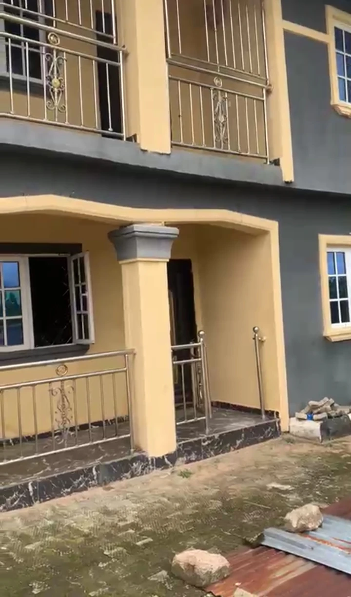 3 Bedroom Flat for Rent in Peanut, Edo - Image 2