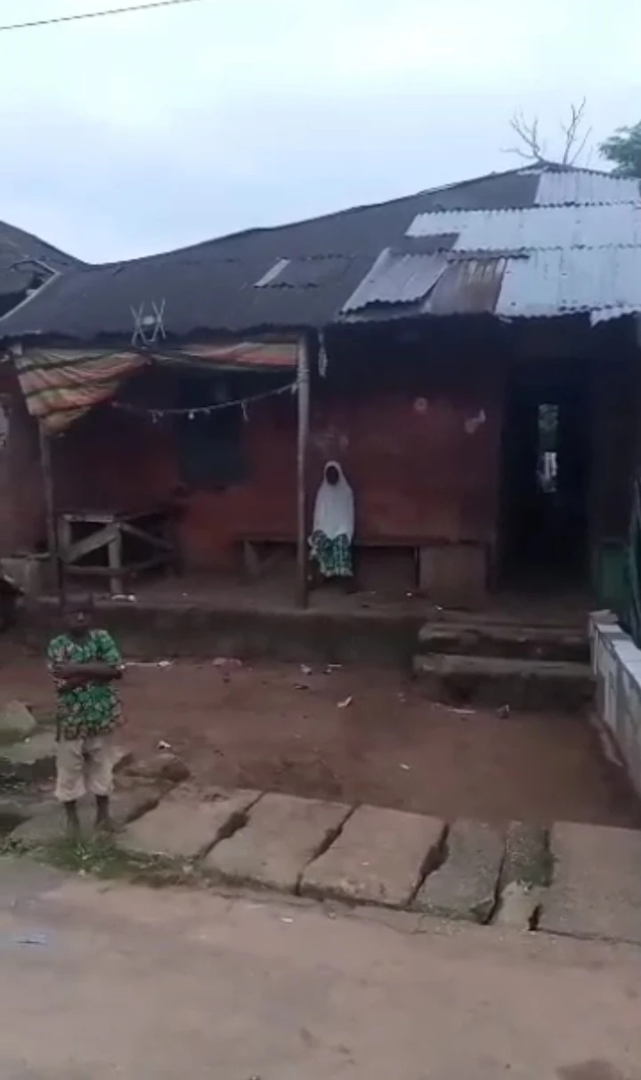 Land for Sale in Oworhan by ogbeleka junction, Edo - Image 1
