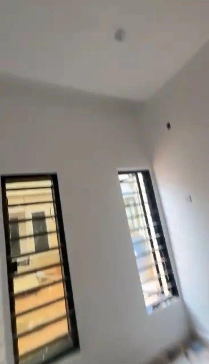 3 Bedroom Flat for Rent in Uroho Sapele road, Edo - Image 1