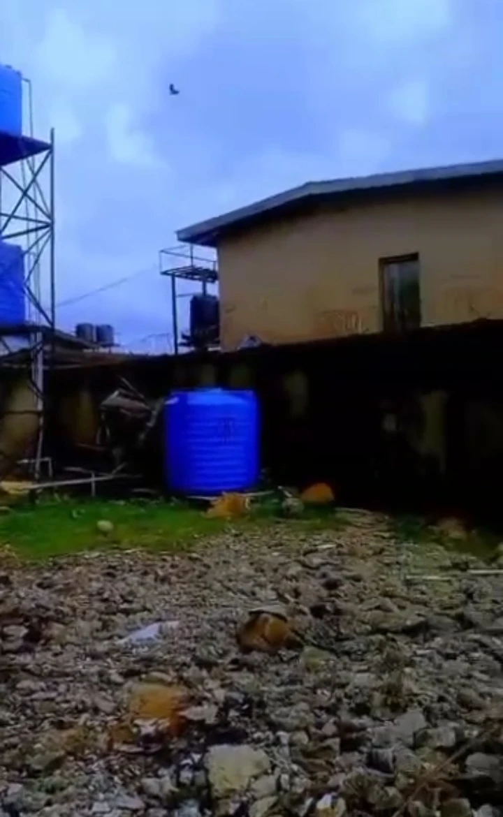 Hostel for Sale in MM way, Edo - Image 1
