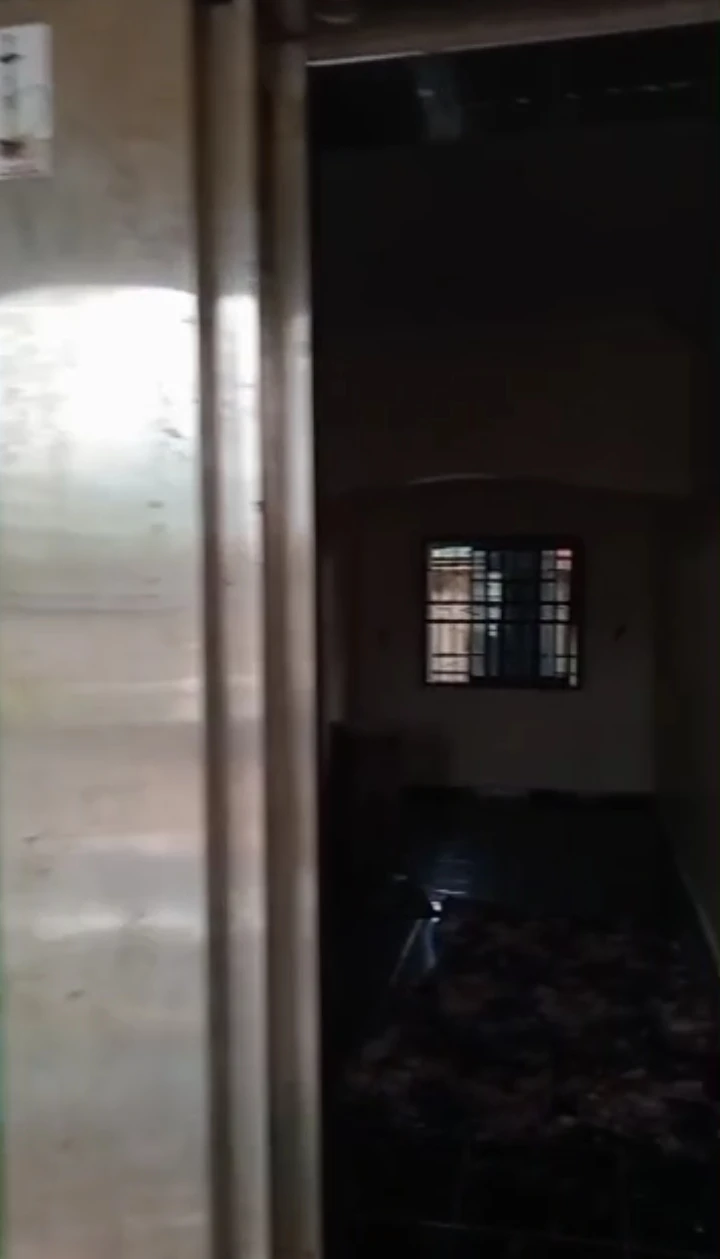 3 Bedroom Flat for Rent in Ugbor Central, Edo - Image 1