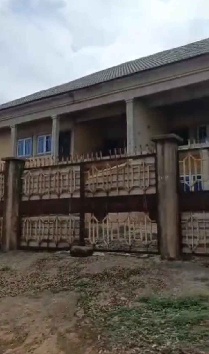 Duplex for Sale in Dumez off Sapele road, Edo - Image 1