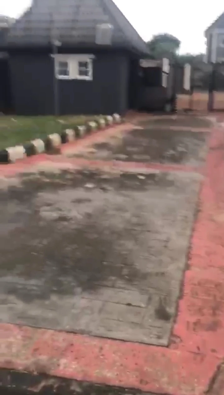 2 Bedroom Flat for Rent in pz road, Edo - Image 2