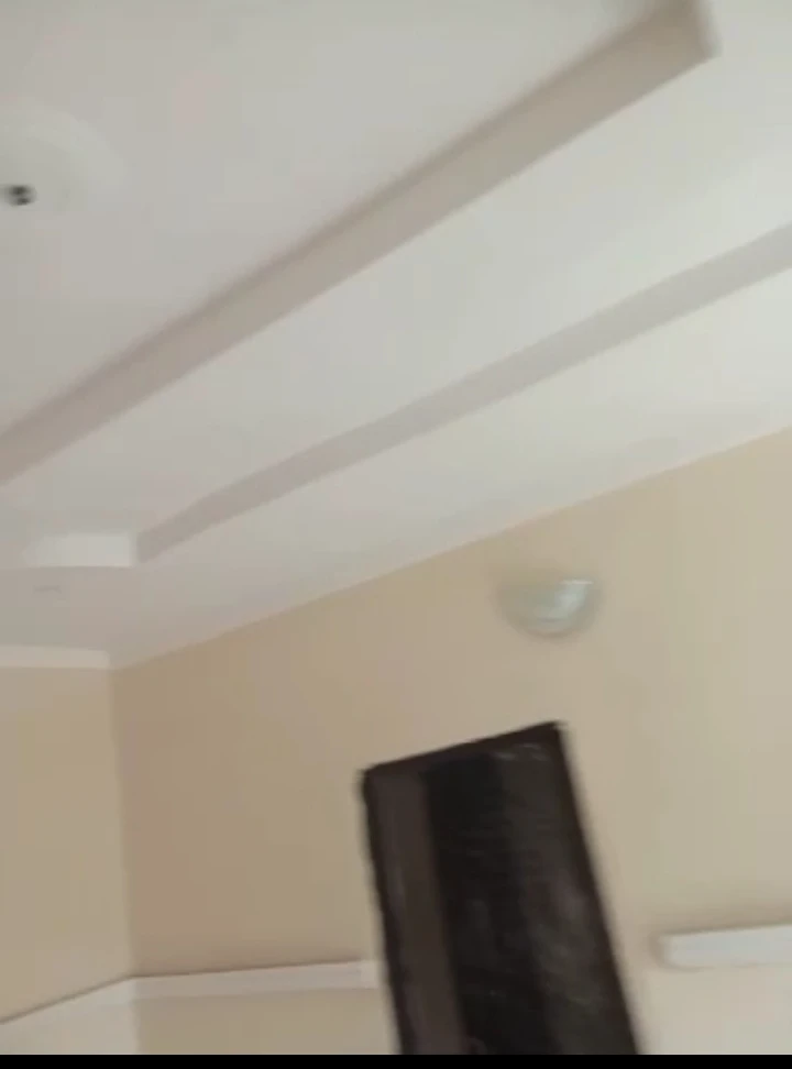 3 Bedroom Flat for Rent in Ugbor, Edo - Image 1