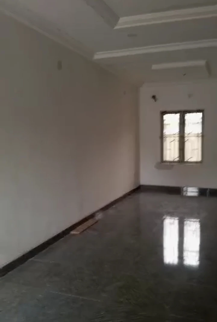 3 Bedroom Flat for Lease in First Ugbor GRA, Edo - Image 1
