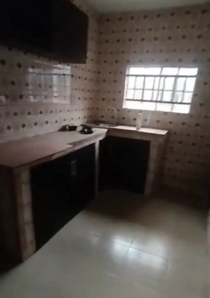 3 Bedroom Flat for Lease in Along Ugbor central road, Edo - Image 1