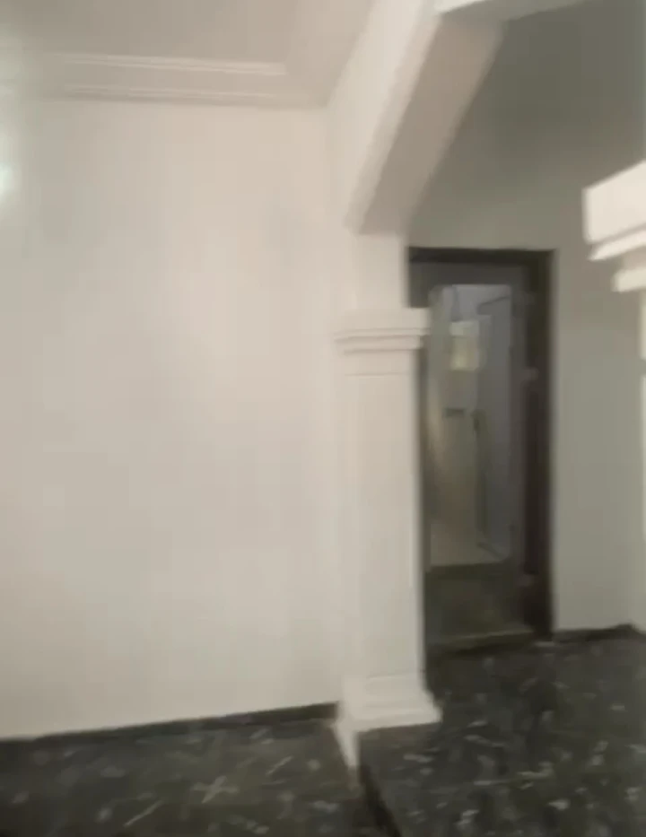 1 Bedroom Flat for Lease in Ewabogin junction off Sapele road, Edo - Image 1