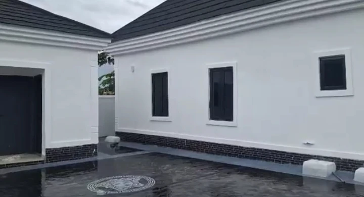 Bungalow for Sale in Ogunwenyi community, Edo - Image 1