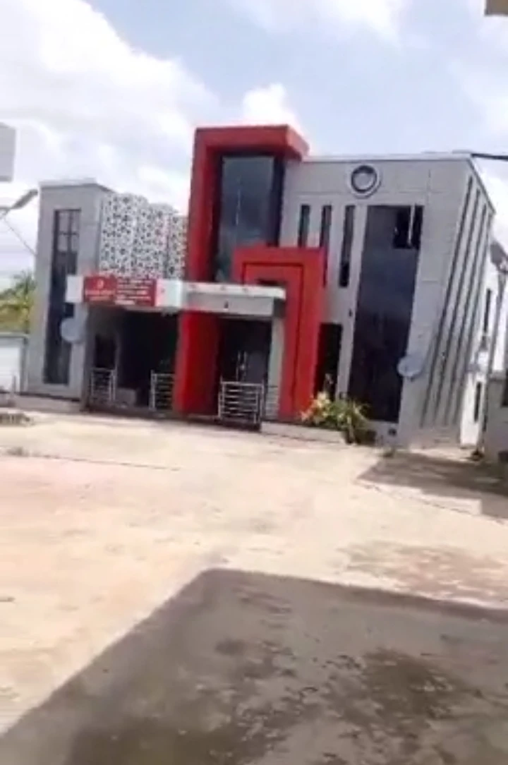 Filling Station for Sale in along Sapele road, Edo - Image 1