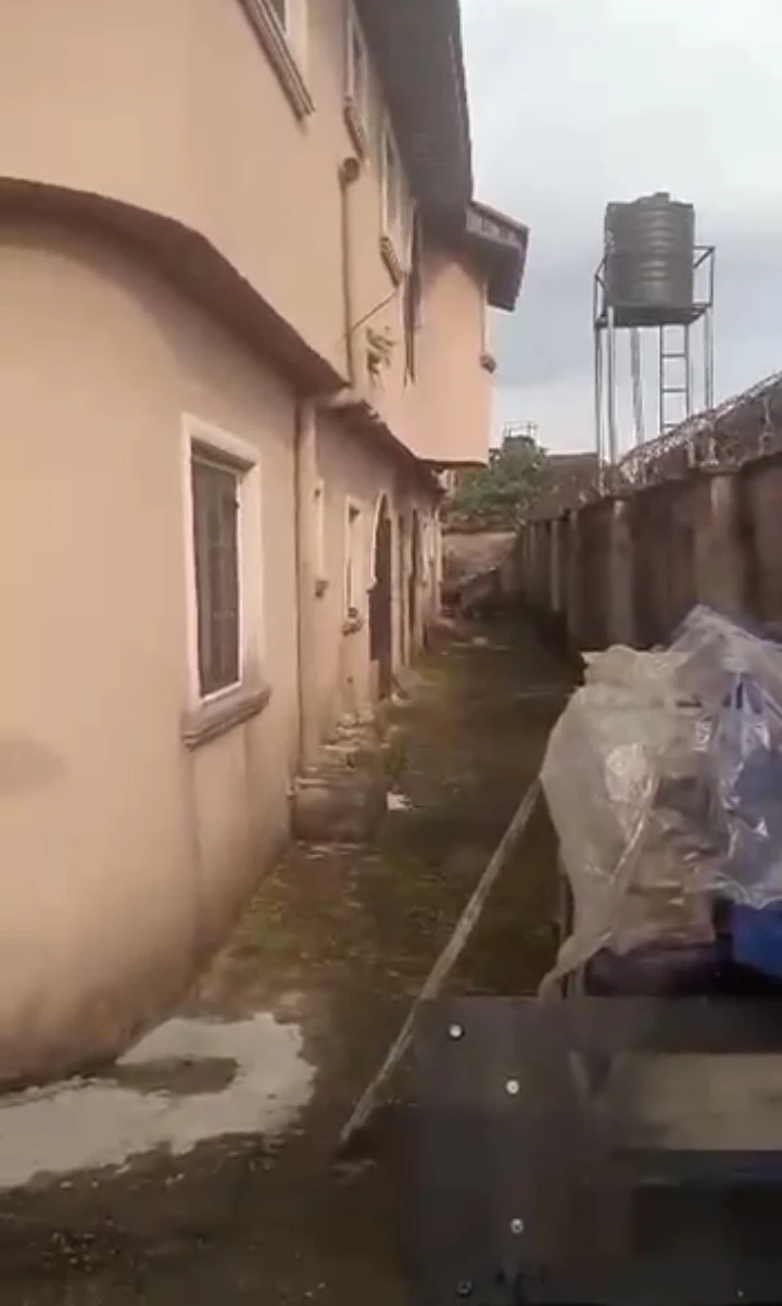 3 Bedroom Flat for Sale in MTN Mast, Edo - Image 1
